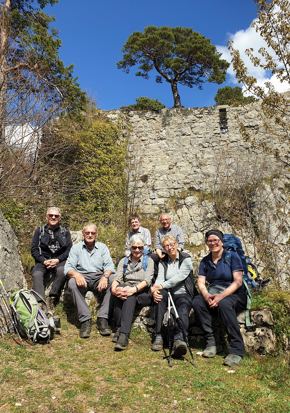 14_10. April 22_SAC Fruehlingswanderung (109).jpg